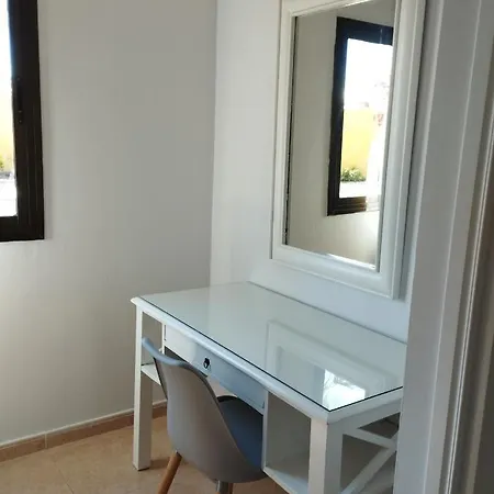 Vv Dos Dormitorios Papagayo 112 * Corralejo